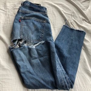 reformation vintage levi’s with butt rips